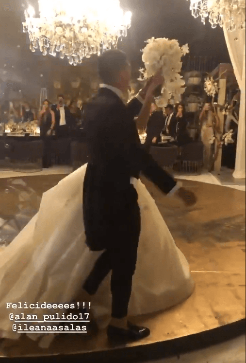 El delantero mexicano une su vida con la modelo regiomontana Ileana Salas ¡Vaya cierre de año para Pulido!