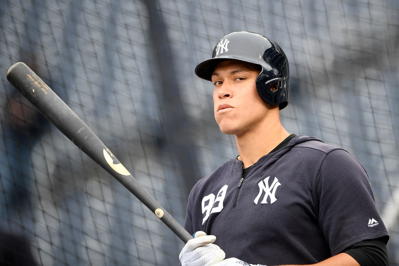 <b>6) Aaron Judge - New York Yankees</b>. Una de las principales razones por las que la afición de los Yankees se ilusiona. El pelotero de 24 años de edad dejó un sabor de boca amargo en 2018, pues luego de conectar 52 cuadrangulares y empujar 114 carreras, el año pasado hubo un declive en sus números, los lanzadores supieron contrarrestarlo mejor pero en 2019 se espera un resurgimiento.