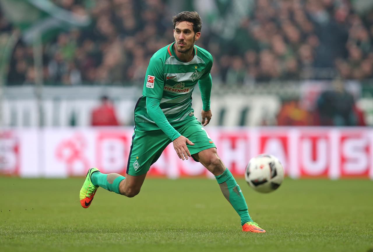 Santiago García, defensor central argentino con experiencia en el Palermo de Italia y el Werder Bremen de Alemania, llegó al Deportivo Toluca con su carta de libertad bajo el brazo.