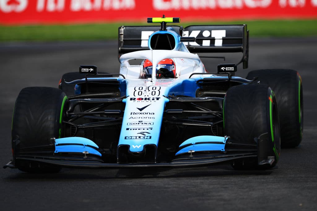 Max Verstappen saldará el domigo en la primera posición y por detrás vendrá Ferrari con Leclerc en la segunda posición y Vettel en la tercera.