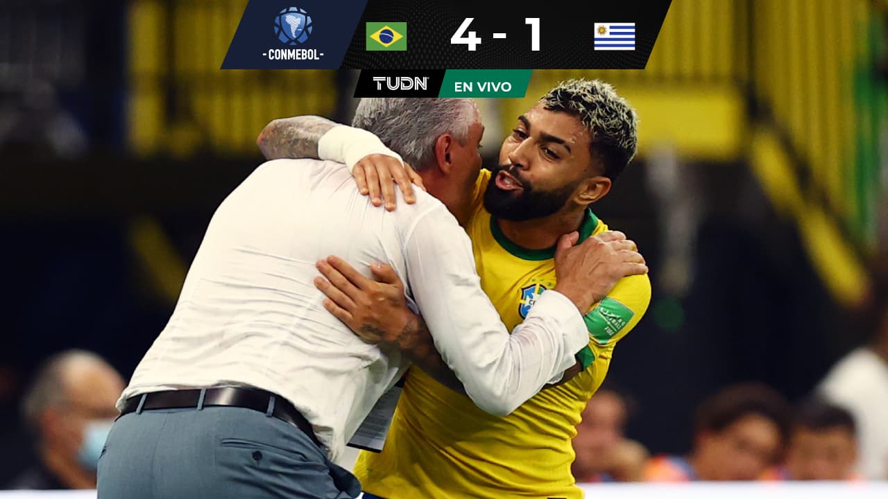 Brasil golea a Uruguay con doblete de Raphinha y gran juego de Neymar