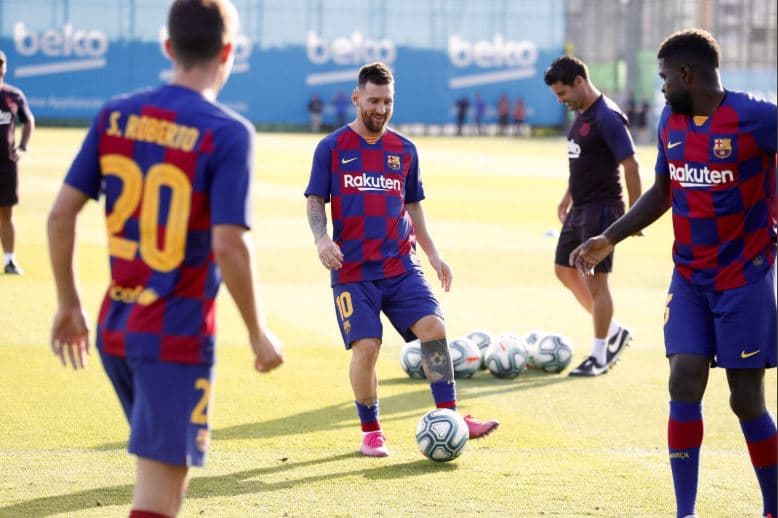 Messi regresa a entrenar con el Barcelona