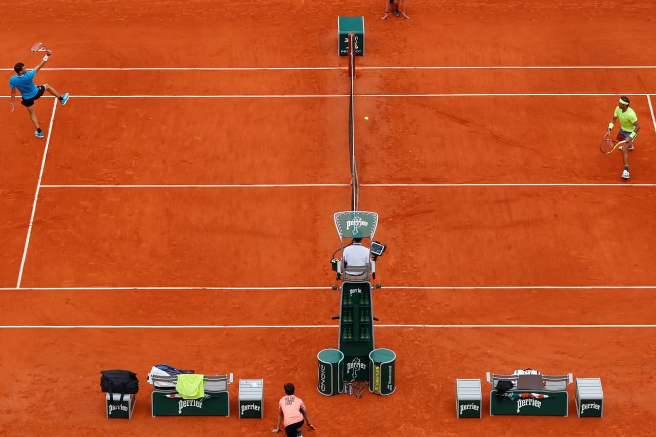 Roland Garros contempla retrasar fecha y jugar sin público
