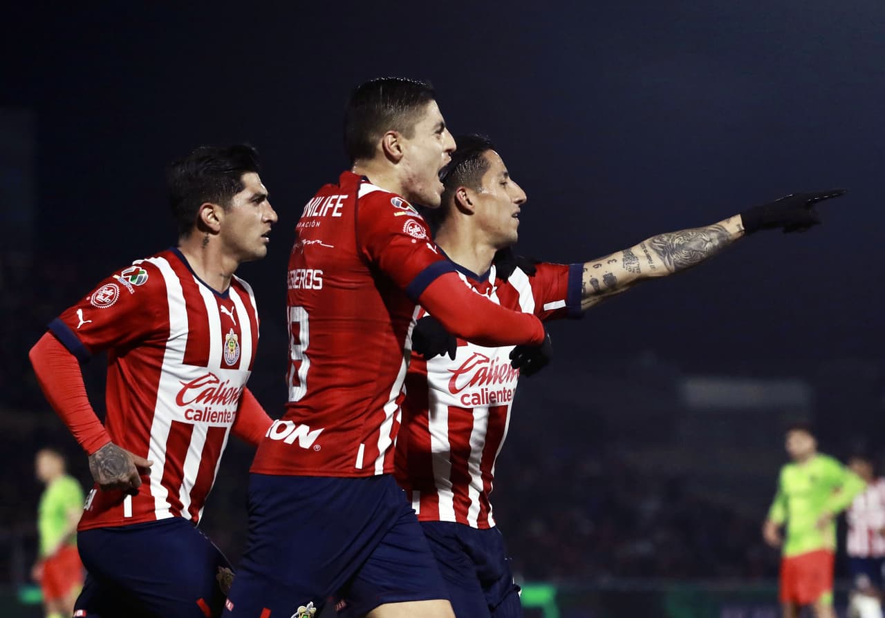 Chivas derrota a Bravos con goles de Víctor Guzmán y Carlos Cisneros para mantenerse invicto como visitante en el Clausura 2023 de la Liga MX.