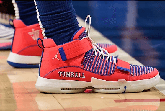 Tremendo par el que utilizó esta semana Jimmy Butler de los Philadelphia SIxers, los Jordan Supreme Elevation “Tomball”.