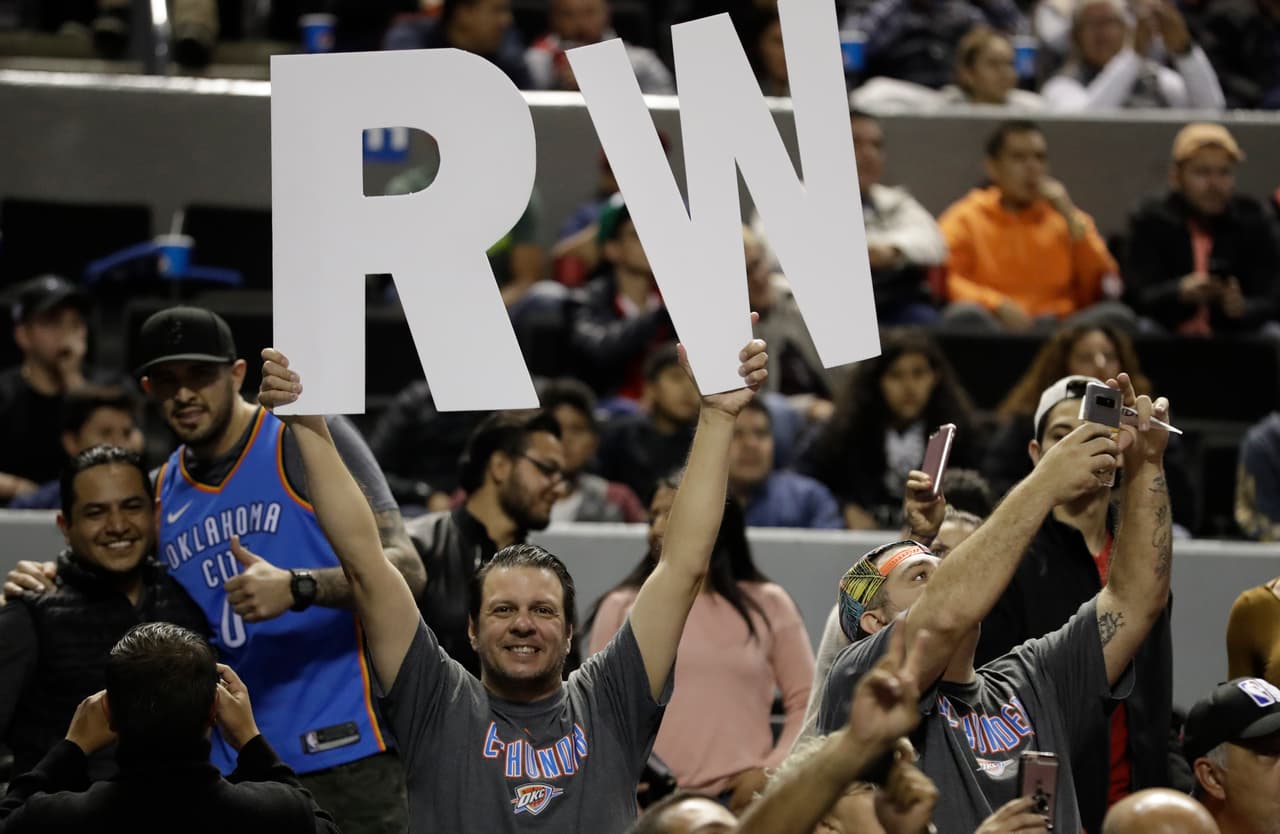 Te traemos las mejores imágenes del primer partido en México entre los Nets y el Thunder.