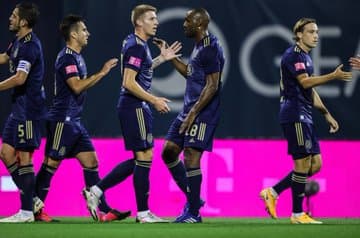 Dinamo Zagreb pasó sobre el Flora 3-1.