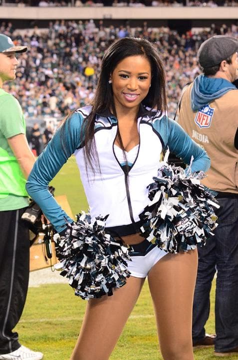 Mira quién es la porrista elegida por los Philadelphia Eagles para estar en el Pro Bowl 2016, ¡ella es Charnei!