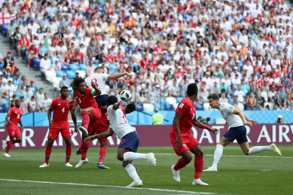 Sin embargo, al minuto 8 fue John Stones el que abrió el marcador para el 1-0 de Inglaterra.