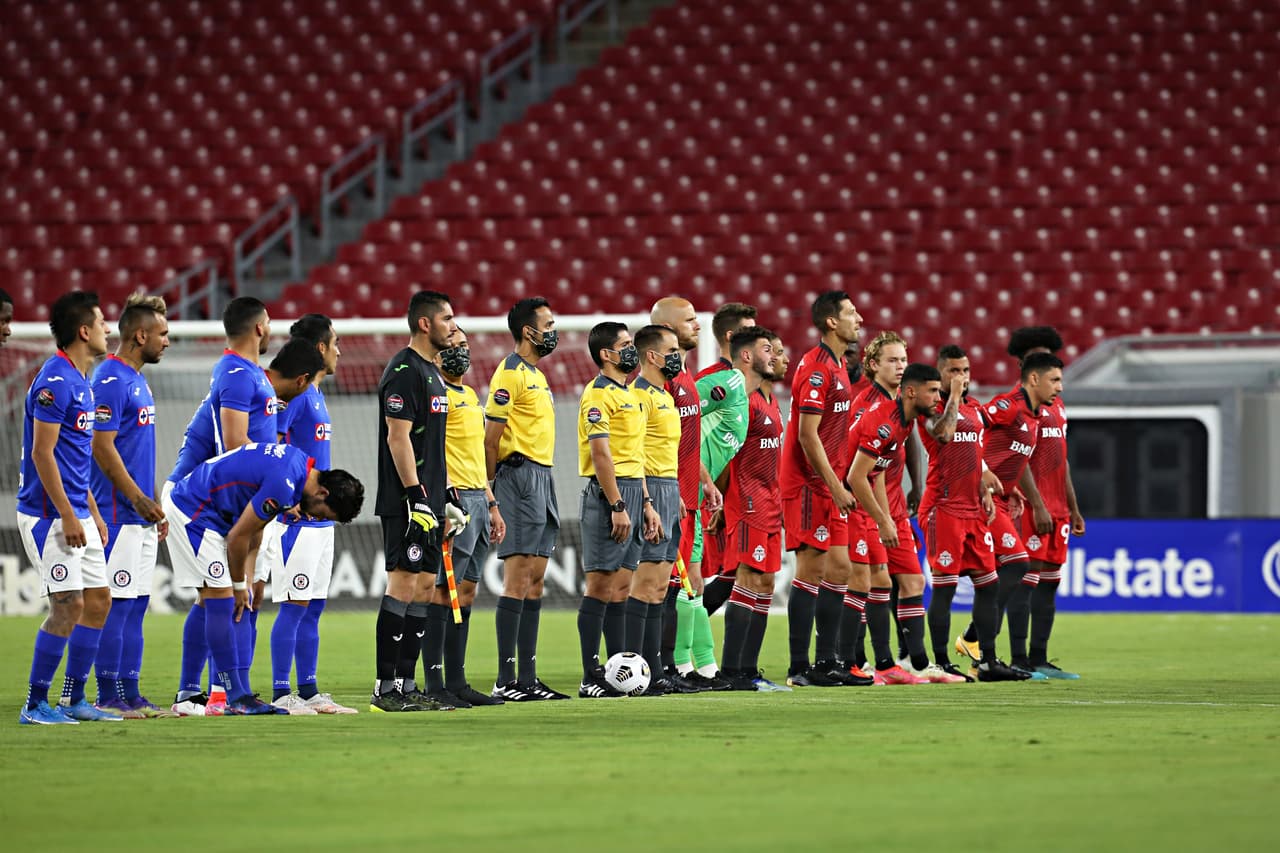 Toronto FC y Cruz Azul cerraban la jornada de la Concacaf Liga de Campeones con el segundo partido de ida de Cuartos de Final.