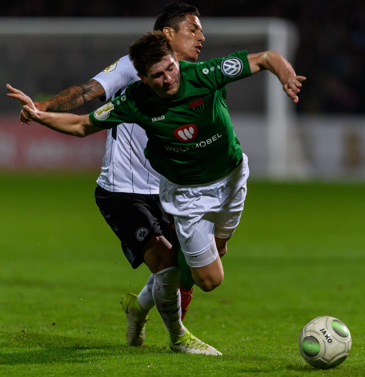 <b>Viernes 3 de noviembre - 2:30 p.m.CT / Eintracht Frankfurt vs. Werder Bremen: </b>Carlos Salcedo va sumando más minutos en Frankfurt con el correr de los partidos. Ya son seis juegos y cuatro como titular. Por su parte, Marco Fabián sigue en recuperación.