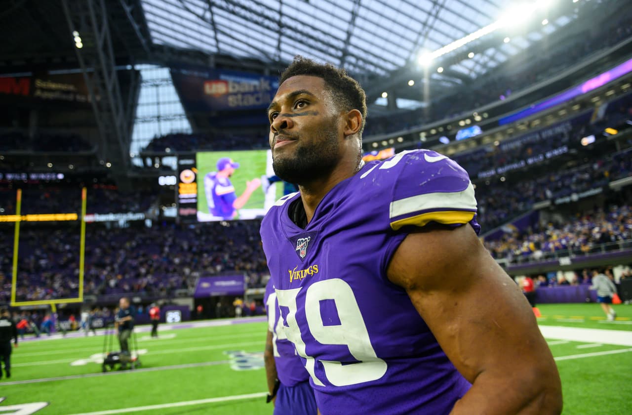Los Minnesota Vikings vienen de una victoria de 20-7 ante los Leones. Permanecen en segunda posición de la división Norte pero aún les queda un partido contra los Packers. Su estrella defensiva es Danielle Hunter, quien sumó tres sacas en la primera mitad y es el jugador más joven en alcanzar 50 sacks.