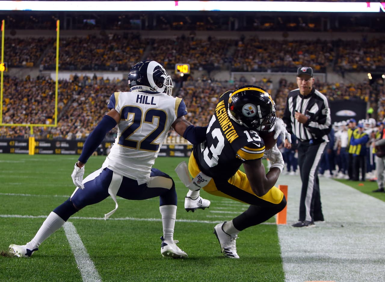 Steelers aprovecha los errores provocados por su sólida defensiva y consuma un triunfo vital para sus aspiraciones.