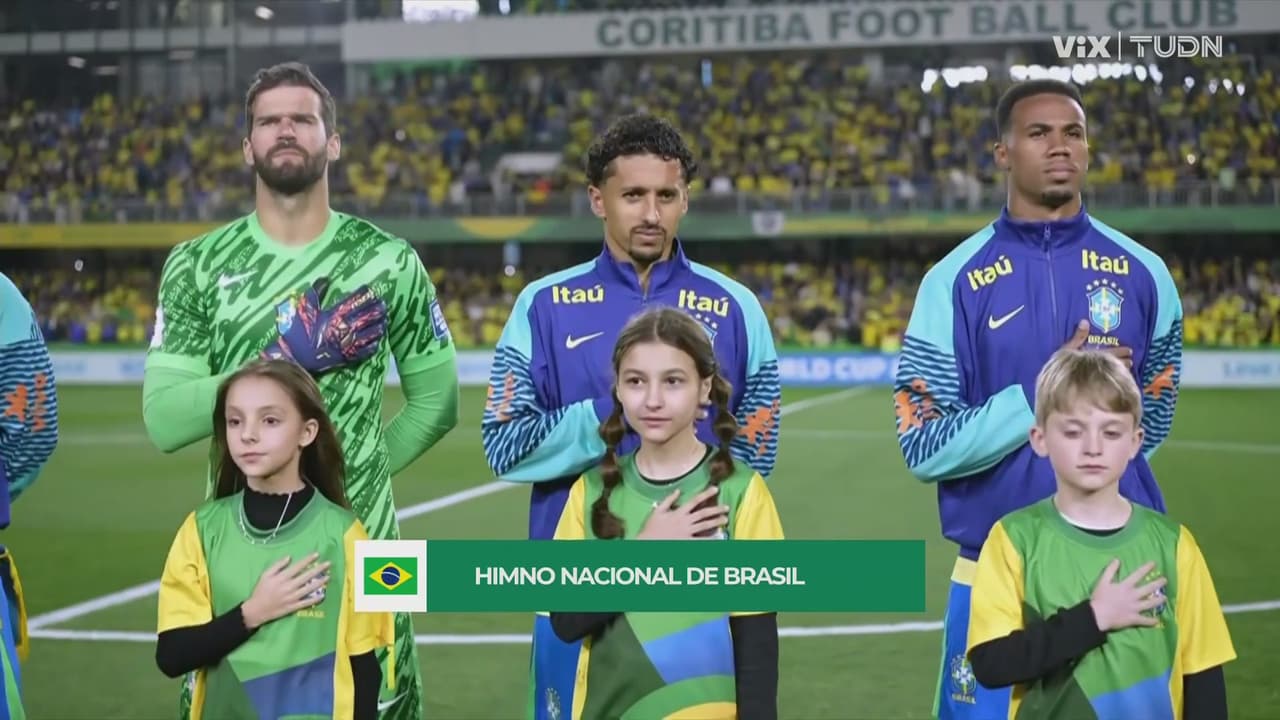 ¡Se entonan los himnos de Brasil y Ecuador!