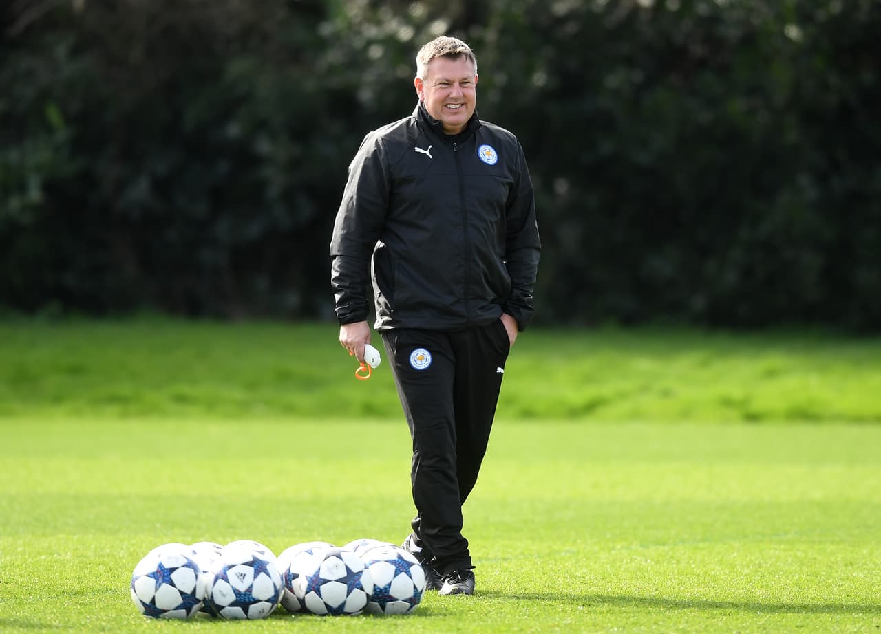 El técnico Craig Shakespeare logró encaminar al equipo que venía con racha negativa y bajo su mando ya ganó dos partidos en la Premier League, contra Liverpool y contra Hull City.