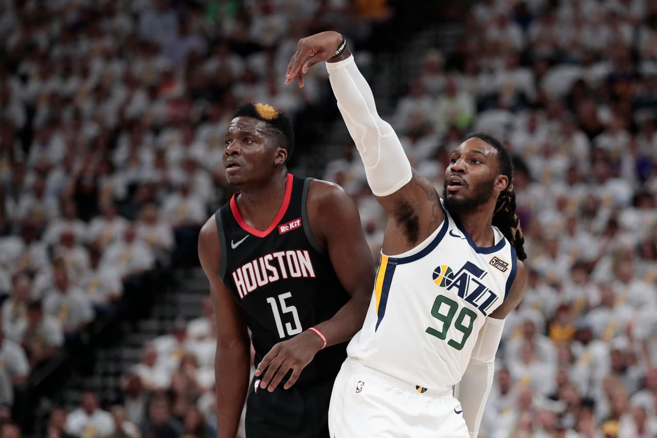 Jae Crowder fue uno de los mejores jugadores del Jazz superando la barrera de los 20 puntos.