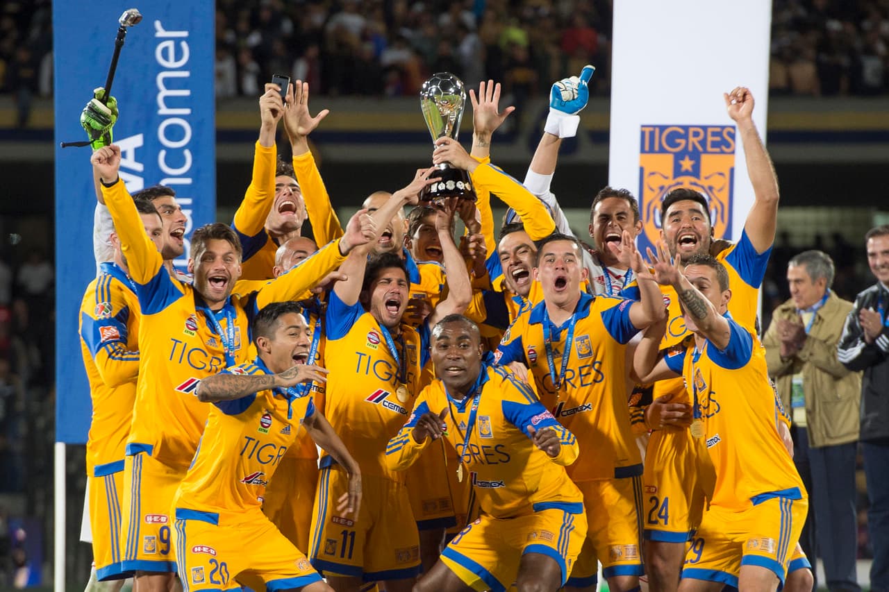 Tigres volvió así a celebrar en diciembre de 2015, luego de que incluso en el Apertura de 2014 llegara también a la final pero cayera contra América, dirigido por Antonio Mohamed.