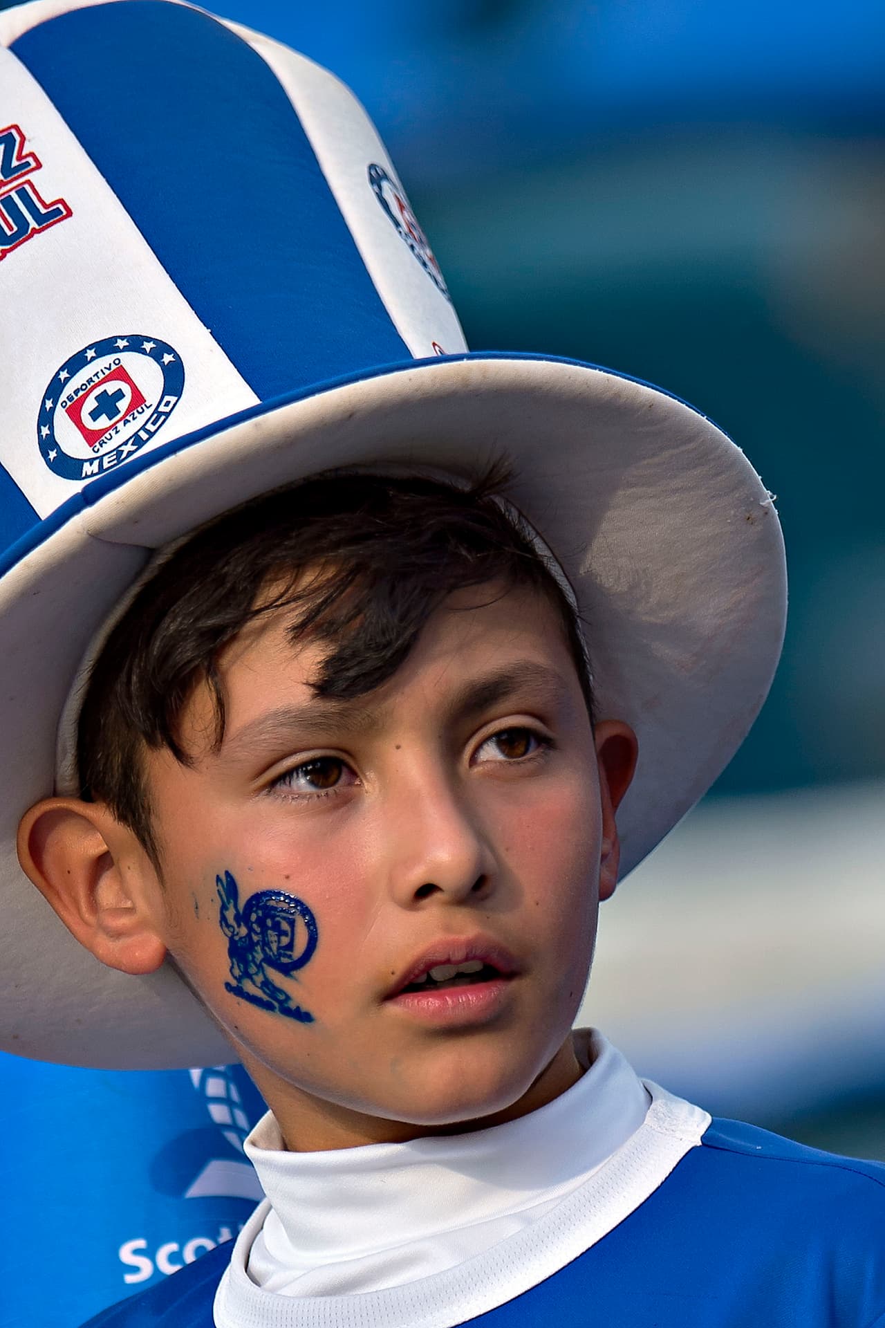 El colorido de la afición en la Jornada 16