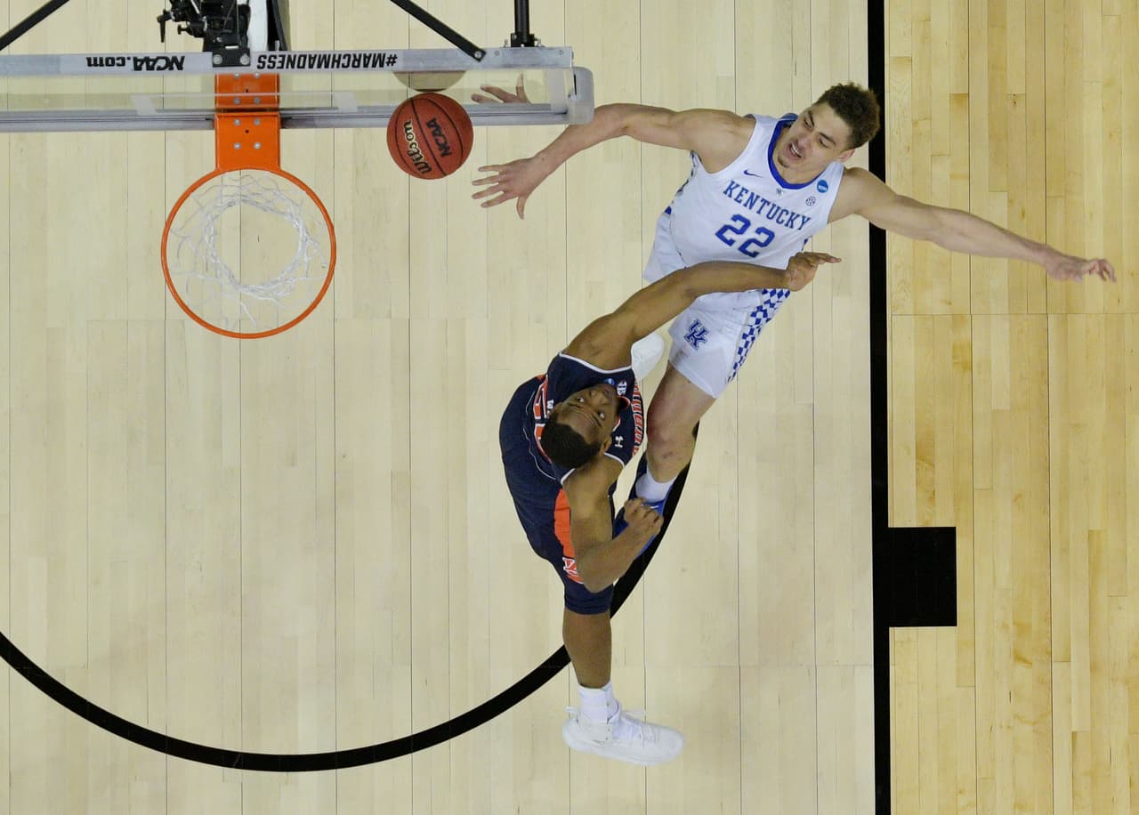 Por el título de la Región Medio Oeste, en Kansas City, Missouri, este sábado se vieron las caras los Kentucky Wildcats y los Auburn Tigers, en otro partido que puede catalogarse de sorpresa, pues Auburn sacó la victoria por 77-71.