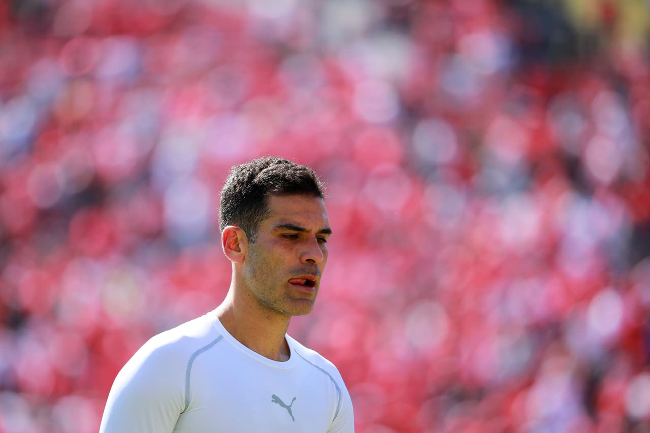 Rafael Márquez es duda para jugar el clásico tapatío