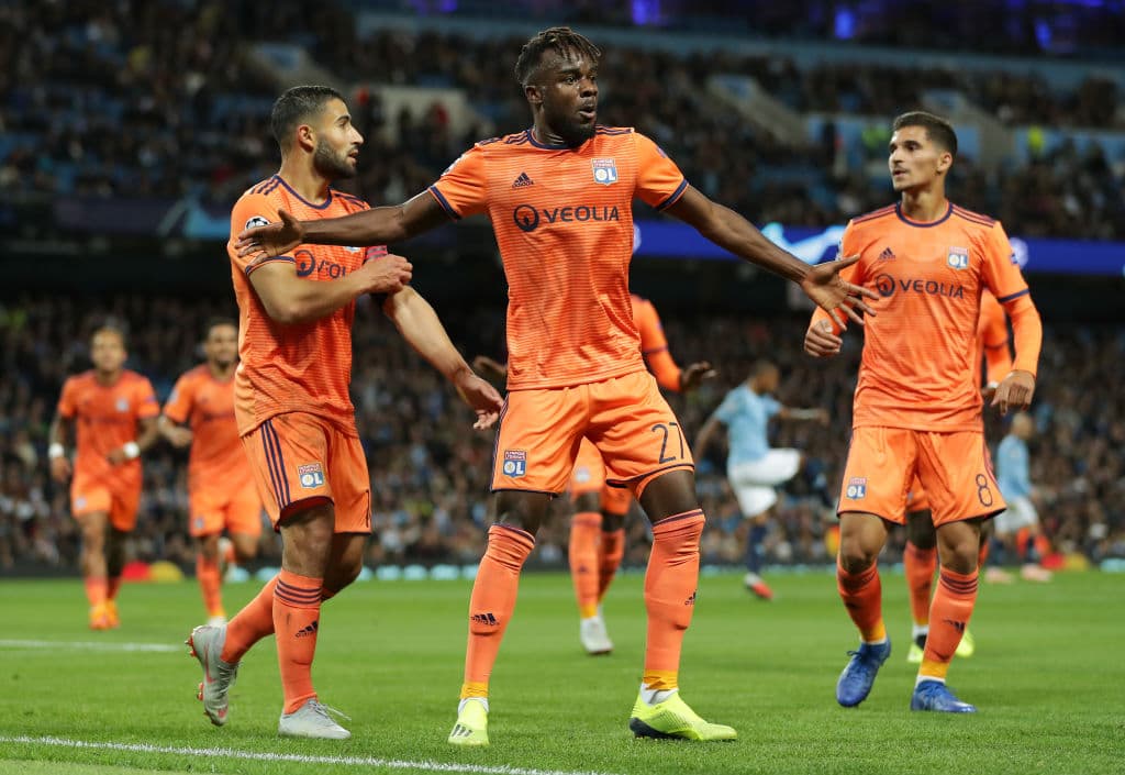 La jugada fue extrarodinariamente tejida por el equipo que dirige Bruno Genesio, con la participación de sus astros para darle una cubetada de agua helada a la afición del City.