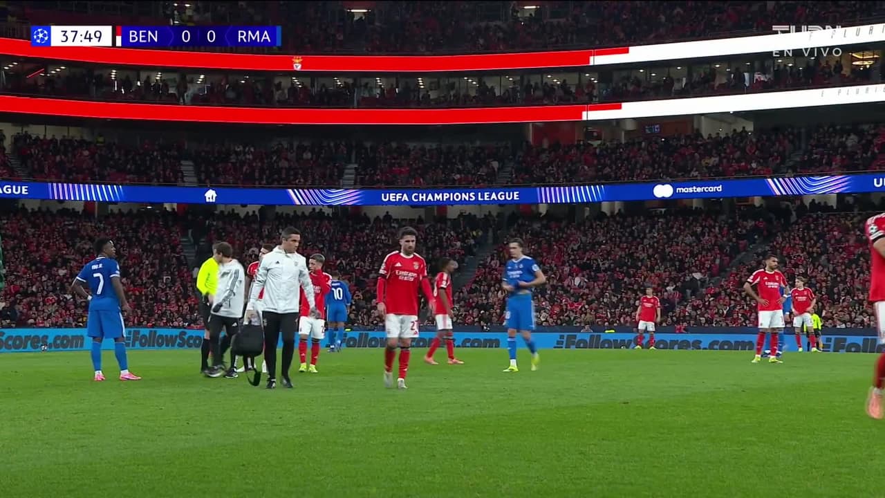 ¡Invitados de lujo! Solari y Roberto Carlos presentes en Lisboa