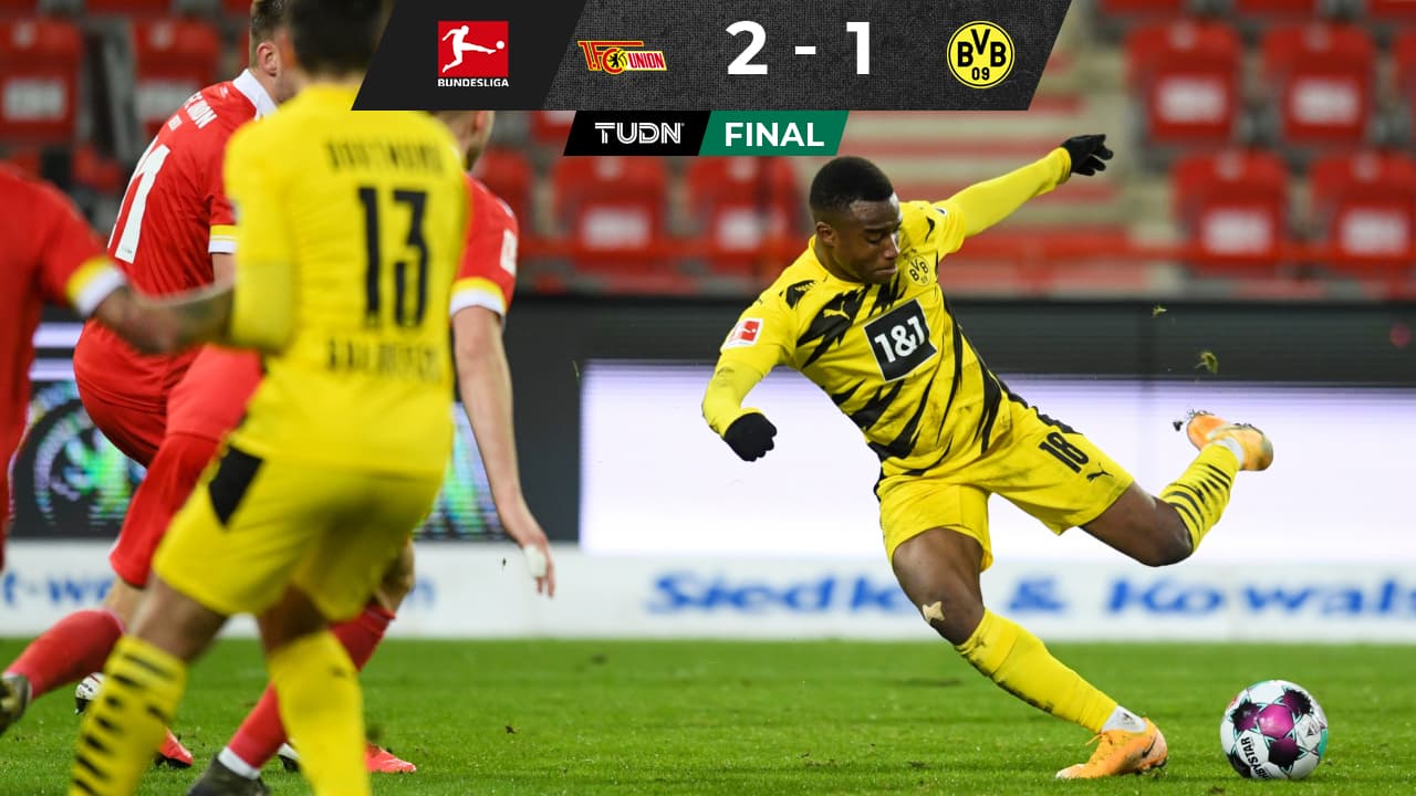 Moukoko marca golazo y hace historia en la Bundesliga