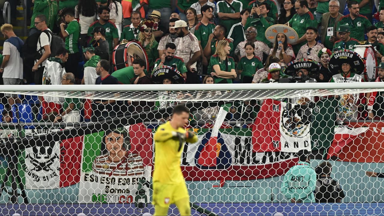 México es sancionado por FIFA por la conducta de la afición