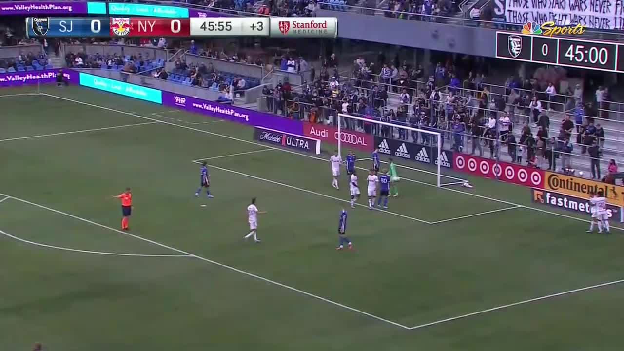 Red Bulls abre el marcador en San Jose gracias al polaco Klimala