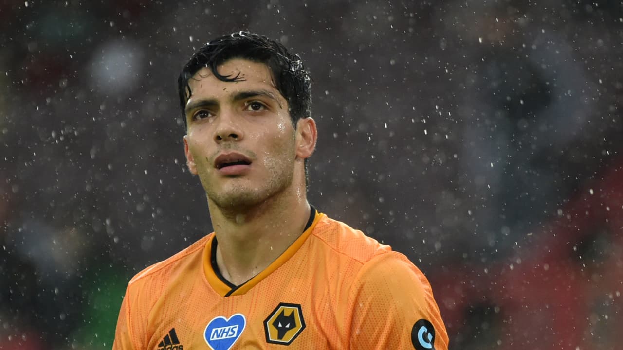 Raúl Jiménez, fuera del equipo del año en la Premier League