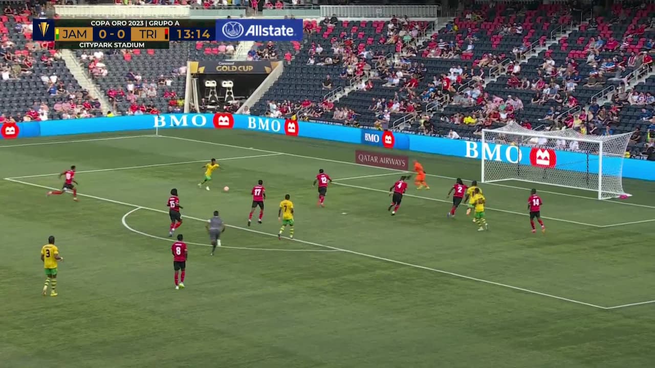 ¡GOL!  anota para Jamaica. Demarai Gray