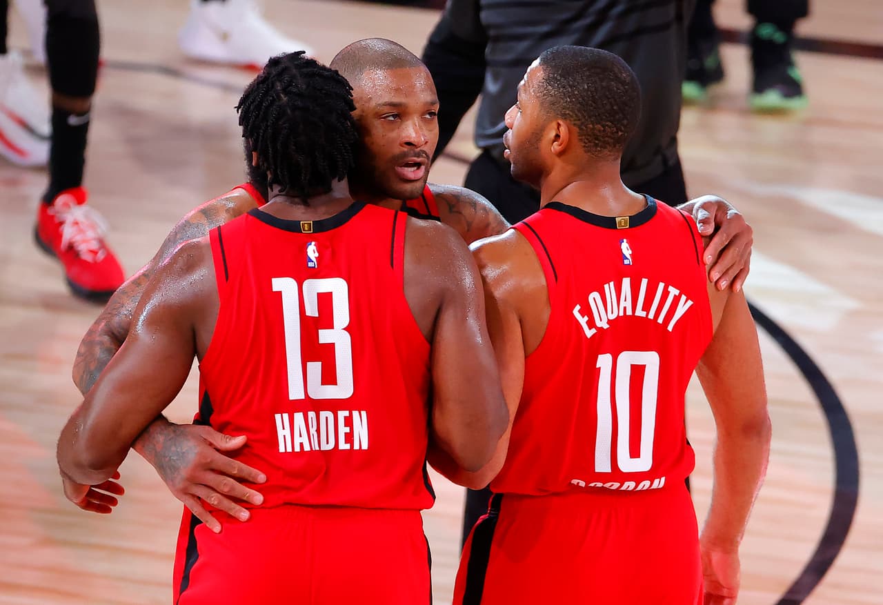 Houston no afloja y esta vez le pegan 98-111 al Oklahoma City Thunder y toman una ventaja de 2-0.