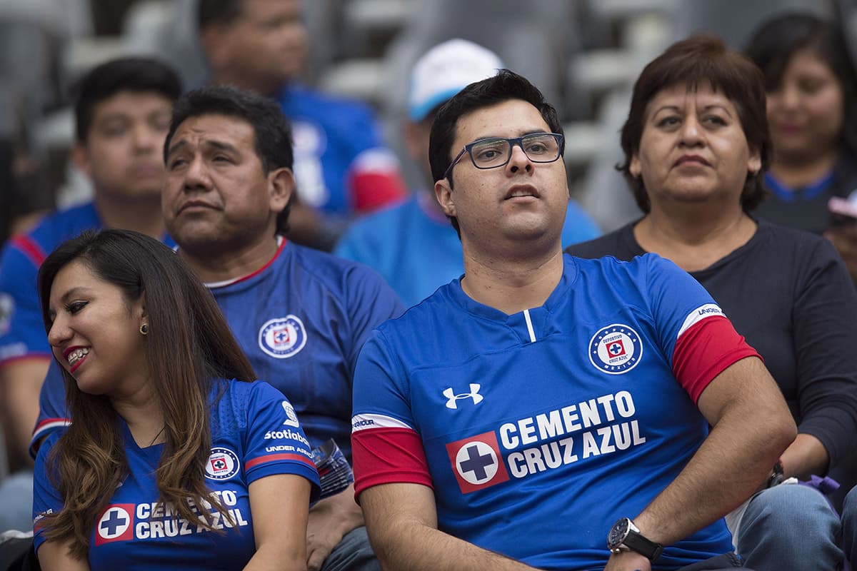 Fanáticos de Cruz Azul previo al encuentro ante León por la jornada 5 del Apertura 2018 de la Liga MX en el Estadio Azteca.
