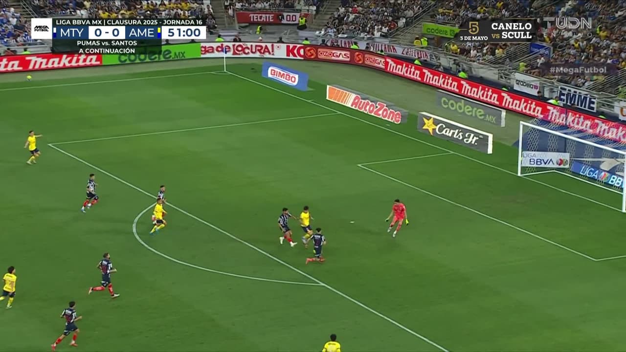 ¡Gol anulado al América! El árbitro asistente señala fuera de juego de Dávila