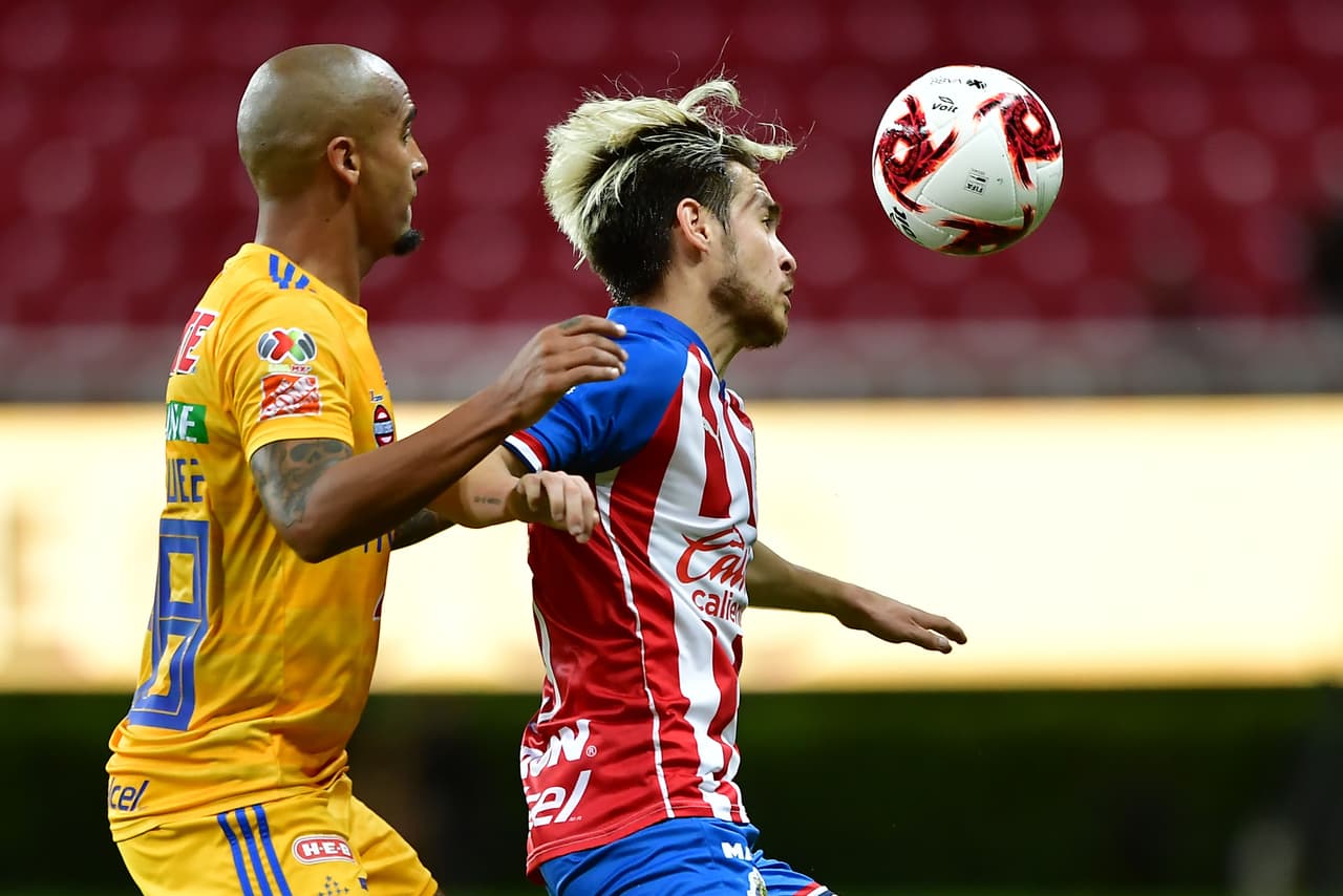 Con goles de Gignac al minuto 43 y 53, los Tigres consiguen su primera victoria en la Copa GNP por México.