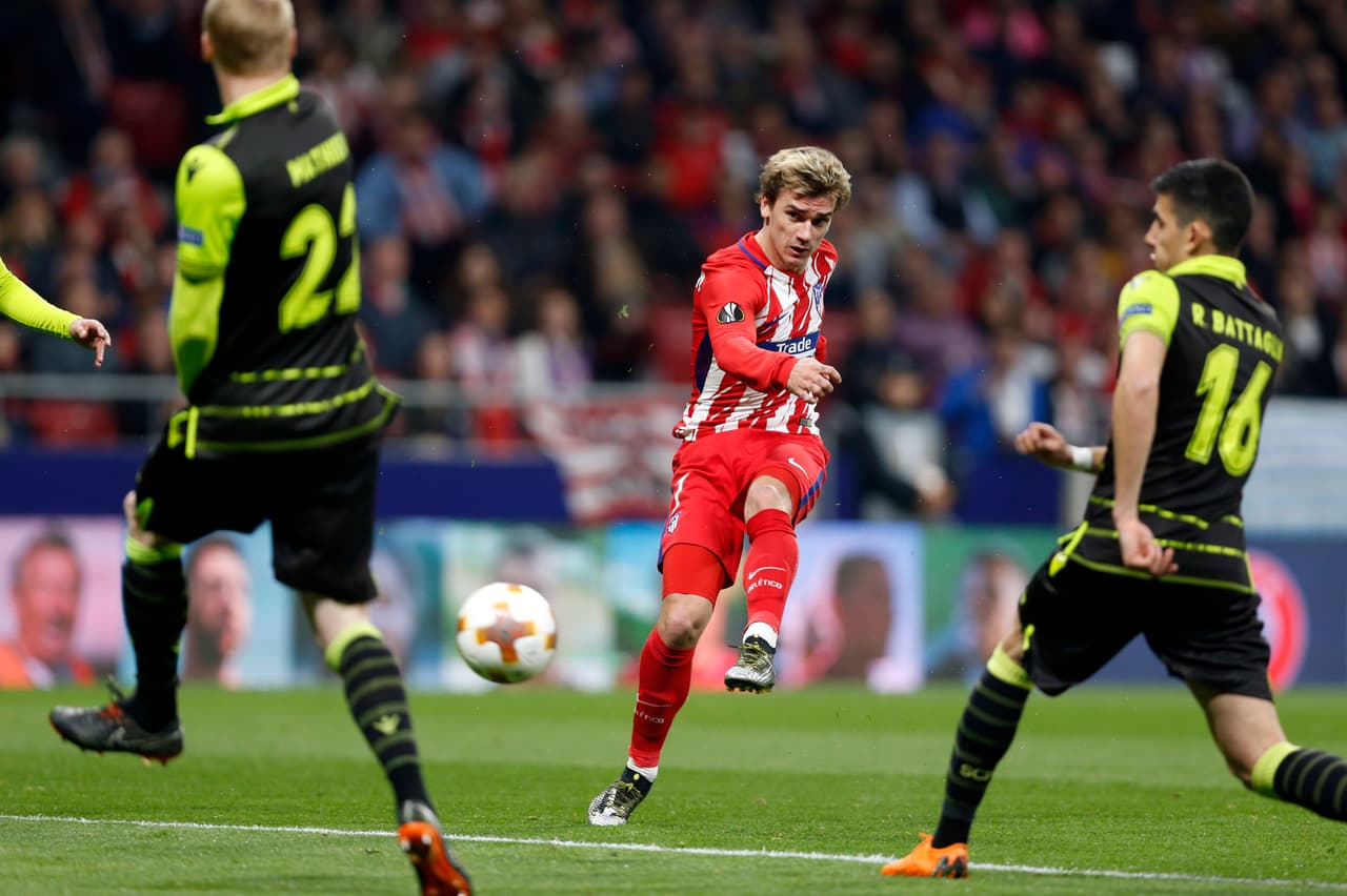 Con el 2-0, el Atlético se relajó, bajó la velocidad y le entregó el balón al Sporting que no pudo hacer daño ante el arco de Oblak.