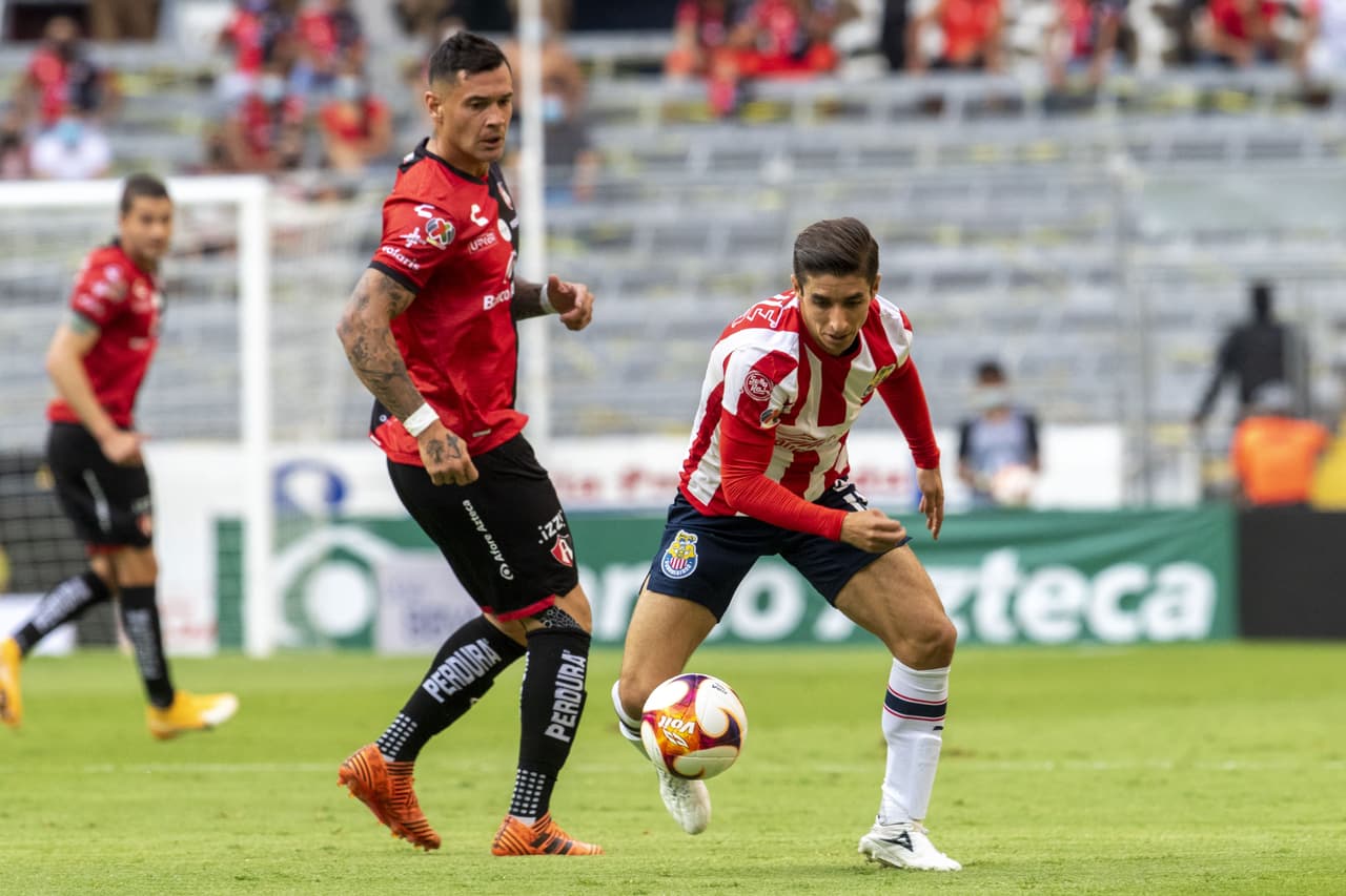 Chivas está embalado y suma su tercer triunfo consecutivo al imponerse al Atlas en el Clásico Tapatío.
<br>