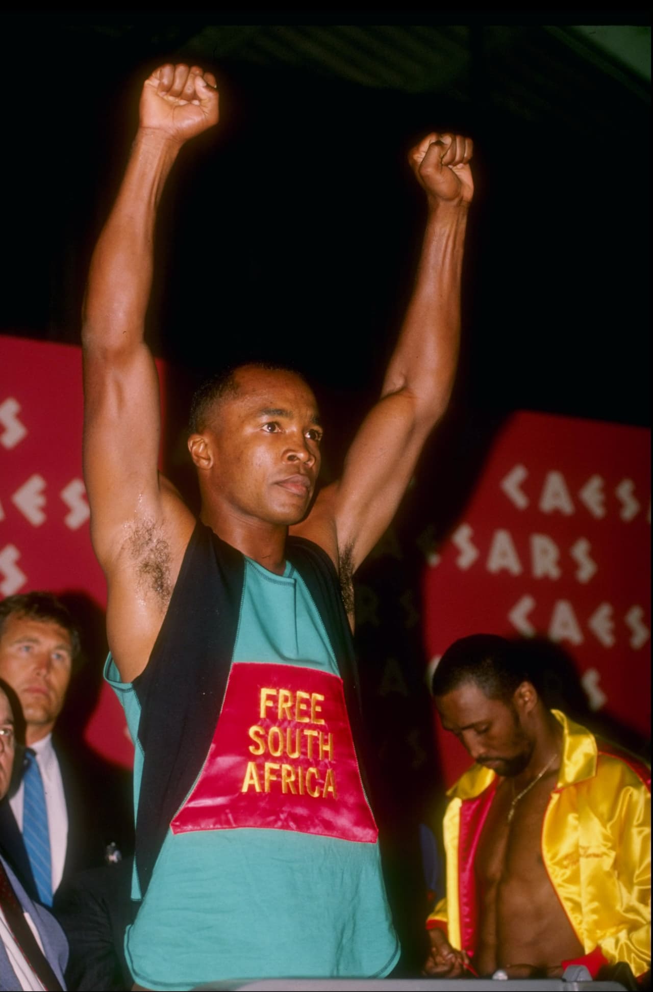 Otro del boxeo fue Ray Sugar Leonard cuando tuvo que abandonar los cuadriláteros por un desprendimiento de retina en el año 1982. En 1984 volvió, pero su mayor hito tras la complicada lesión fue el campeonato mundial ante Marvin Hagler en 1987.