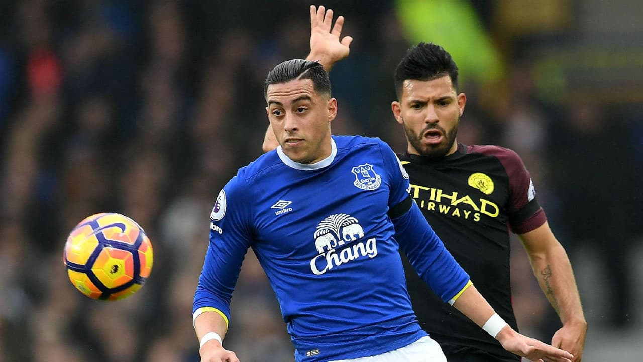 Agüero confunde a los mellizos Funes Mori en videojuego