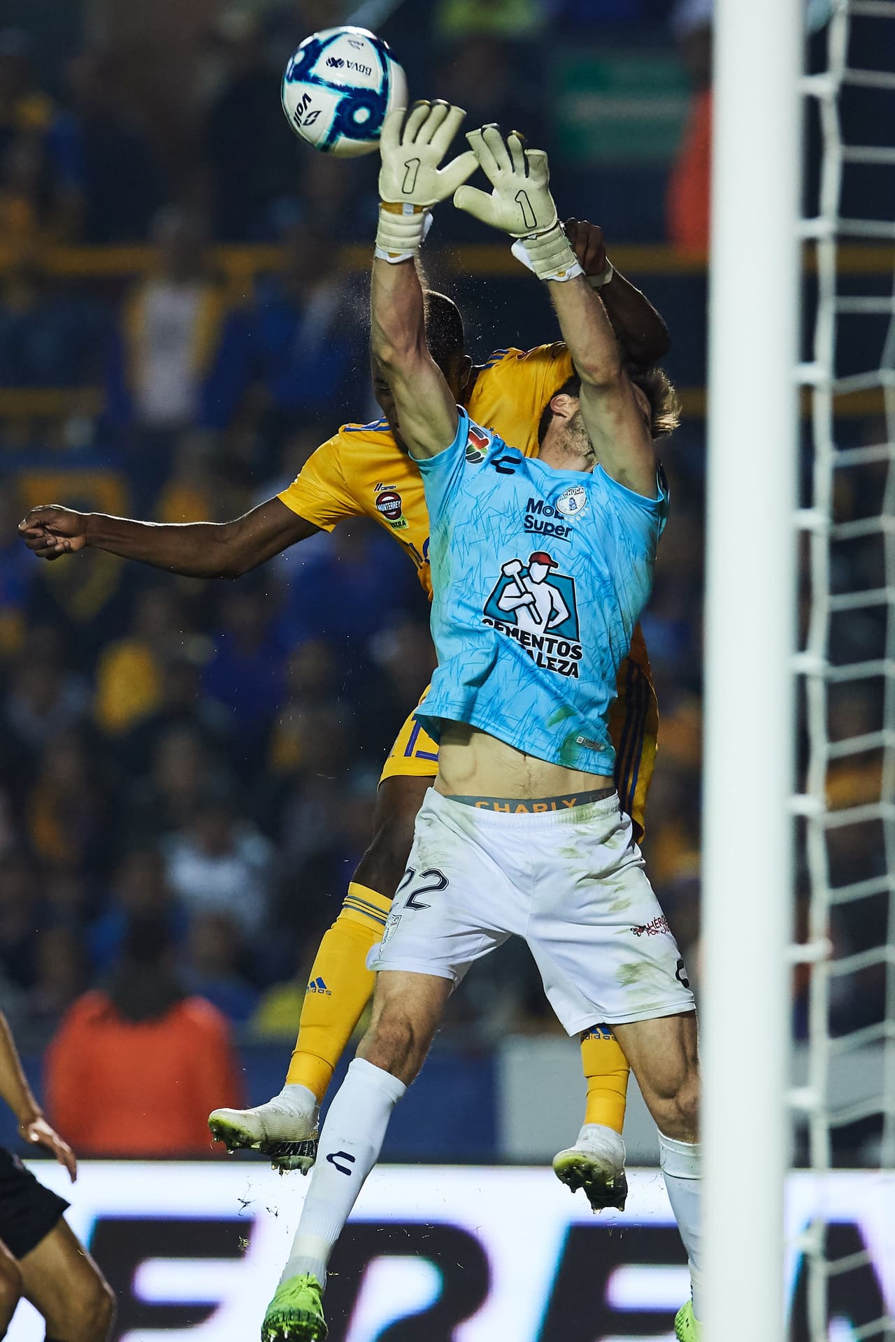 Tigres y Pachuca dividen puntos en un partido que se quedó muy lejos del nivel esperado.