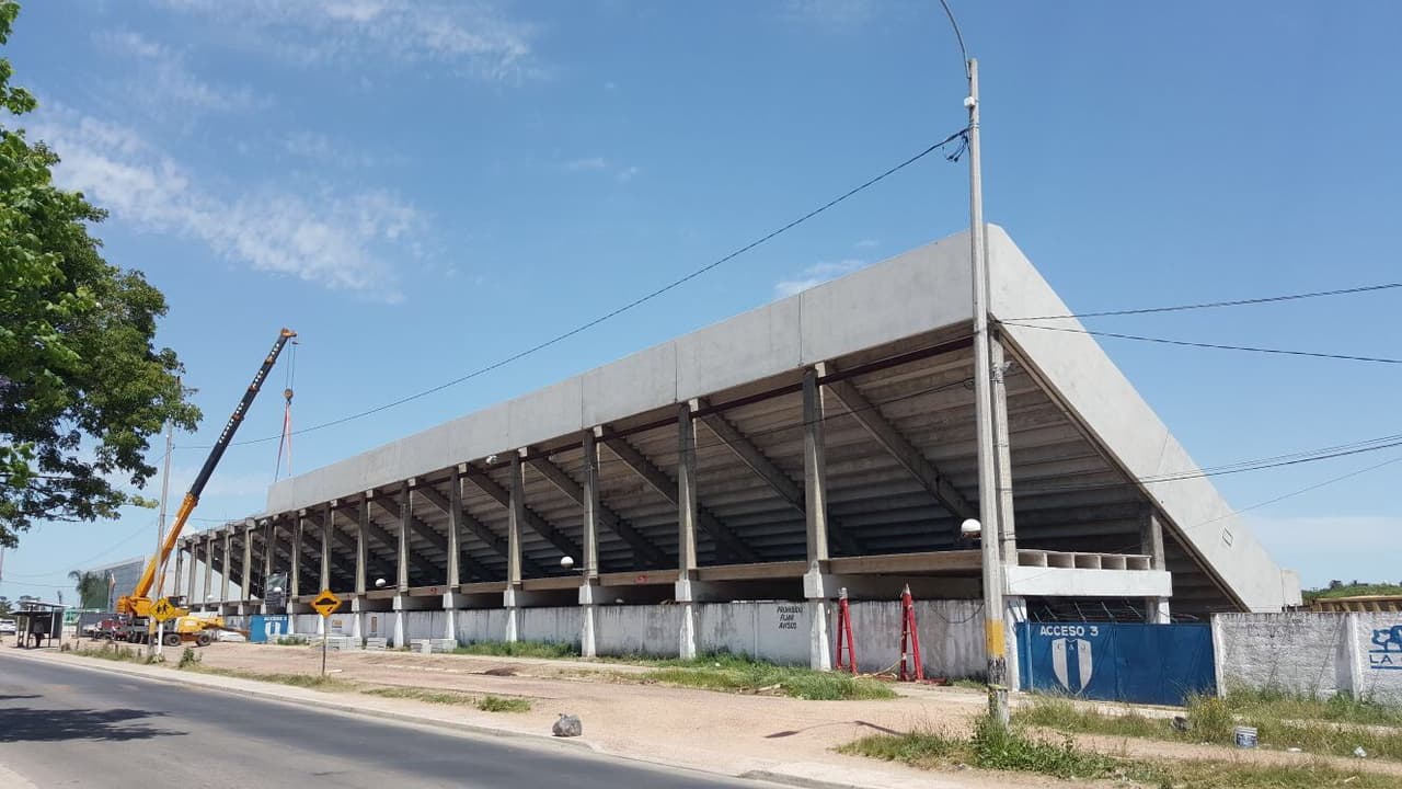 Juventud de Las Piedras, el pequeño club uruguayo que impulsó a Lucas Cavallini… y a Federico Viñas