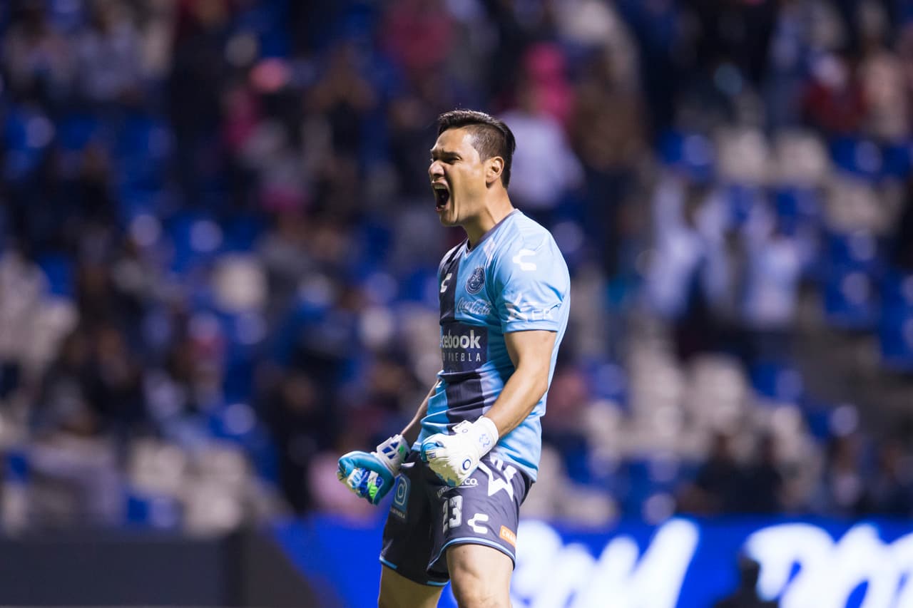 Al minuto 33 del segundo tiempo, Puebla celebró su segundo gol de nuevo con Cavallini como protagonista. En el planteamiento, la seguridad del arquero Moisés Muñóz también fue clave.