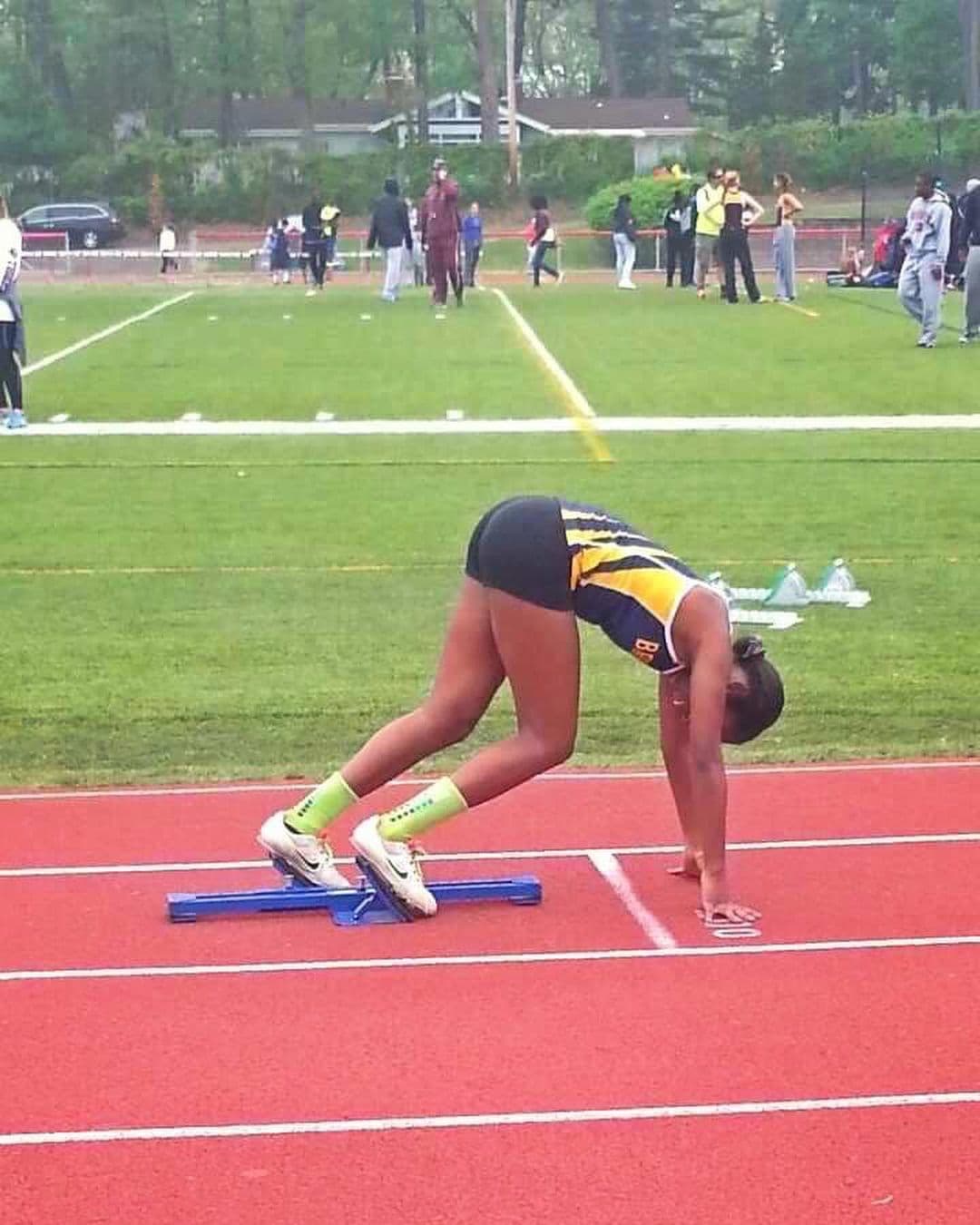 También ha sido parte de campañas que fomentan el cuidado al medio ambiente.