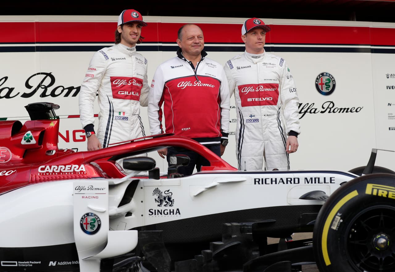 El finlandés de 39 años hará dupla con Giovinazzi, un italiano de 25 años que se alzado con dos carreras Grand Prix.