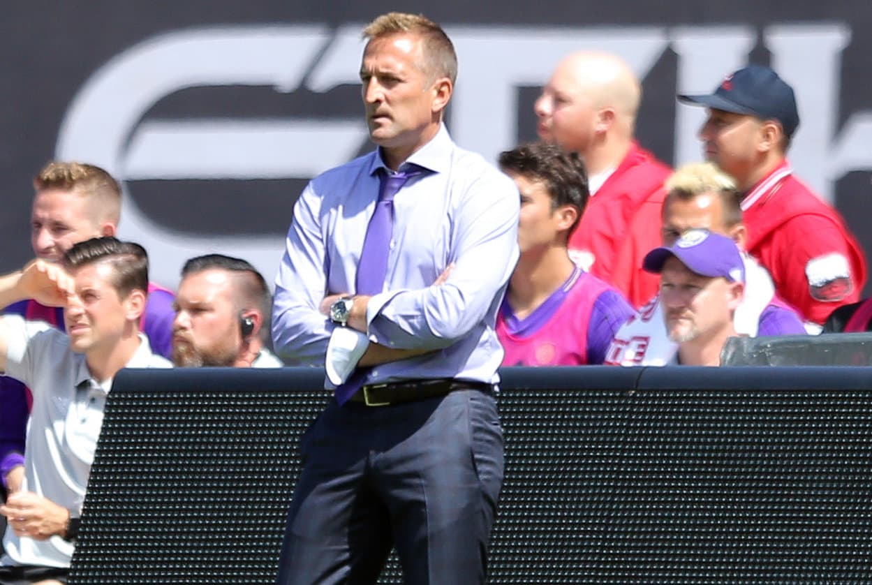 Jason Kreis fue designado como el mejor entrenador de la semana. El exdelantero regresó al Yankee Stadium para ser testigo de una gran victoria de Orlando frente a NYCFC, uno de sus exequipos. En su teórico banco de suplentes estarían Bobby Shuttleworth (Minnesota United), Joevin Jones (Seattle Sounders), Will Johnson (Orlando City), Alex Muyl (New York Red Bulls), Víctor Vázquez (Toronto FC), Jordan Morris (Seattle Sounders) y Anthony Jackson-Hamel (Montréal Impact) | (USA Today Images)