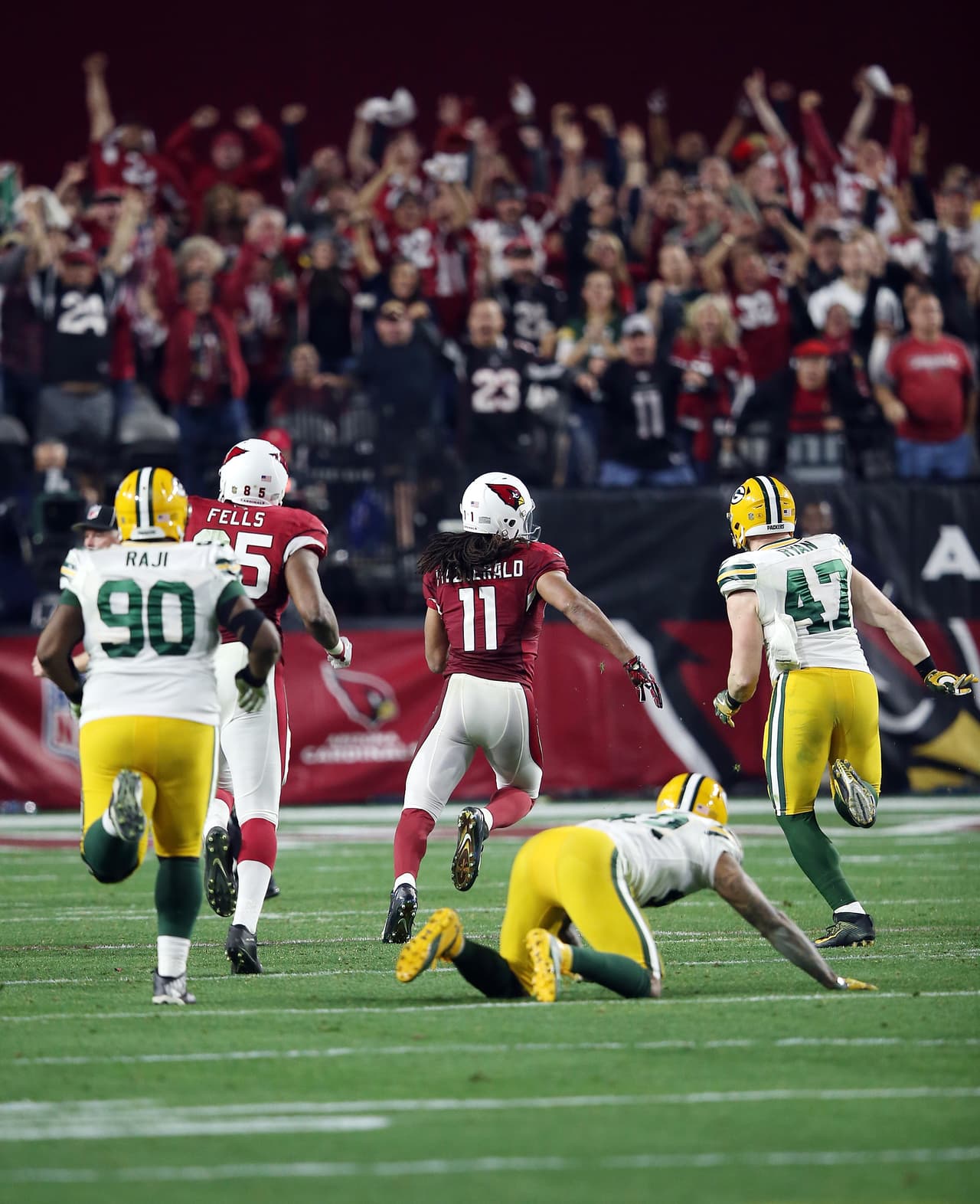 La escapada de Larry Fitzgerald de 75 yardas fue clave para el triunfo. Tomó por sorpresa a la defensiva de los Packers.