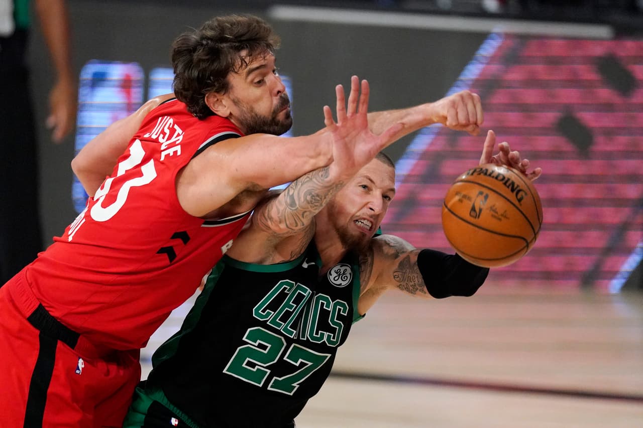 Jaylen Brown sale inspirado en el quinto partido, y con 27 puntos lleva a los Boston Celtics de nuevo a la victoria para poner la serie 3-2 a su favor.