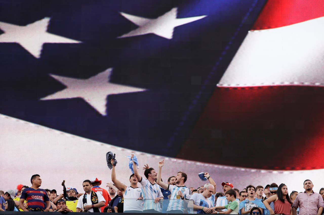 Los aficionados derrocharon pasión en la final del Argentina vs. Chile en el MetLife Stadium de Nueva York.
