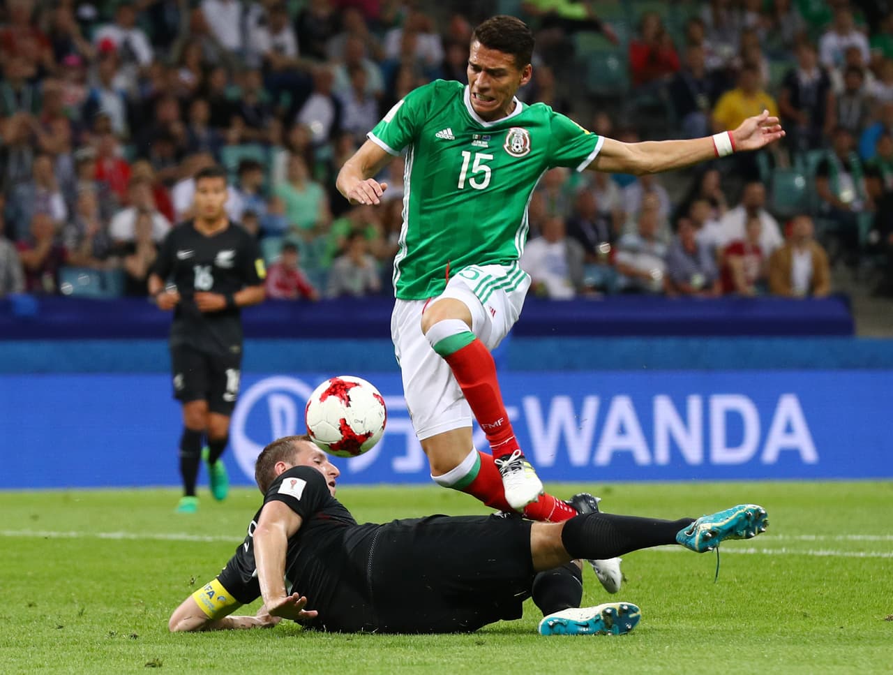 <b>HÉCTOR MORENO</b> | PSV 3-1 AZ | 90 minutos como titular | 22 de agosto de 2010