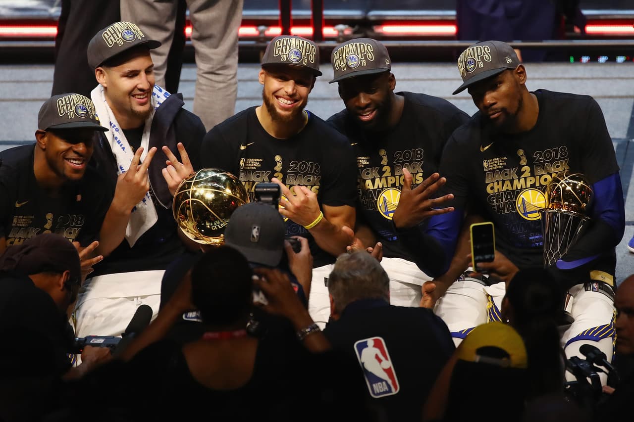 Golden State Warriors recibe premio "Sportsperson of the Year" de Sports Illustrated
